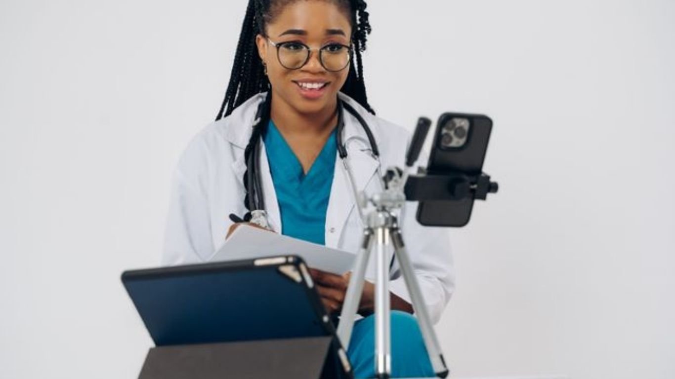 Why More Physicians Look to Technology for Assistance